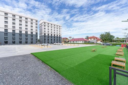 Khlong Luang Hotel | 44 Residence and Resort