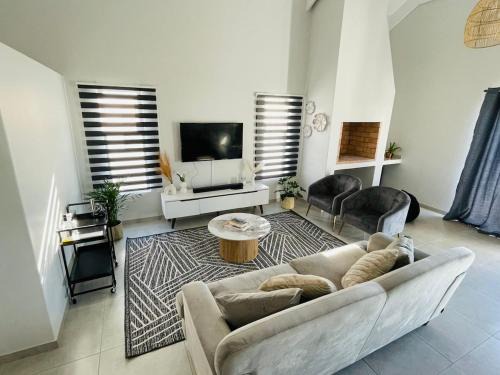 St. Helena Bay House | 44 Staycation Beach-house