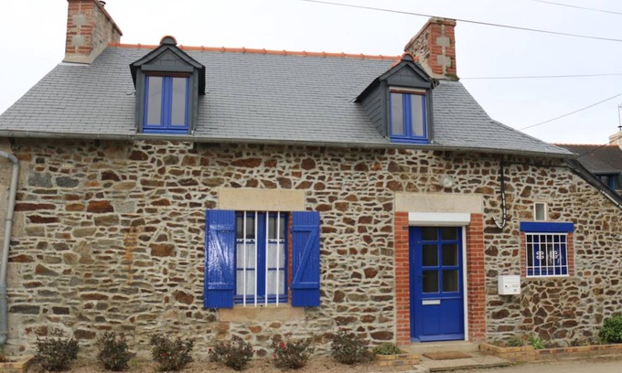 Etables-sur-Mer House | 45 m² Gîte ∙ 1 bedroom ∙ 2 guests