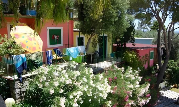 Marina del Cantone Resort | 45 m² Resort ∙ 2 bedrooms ∙ 11 guests