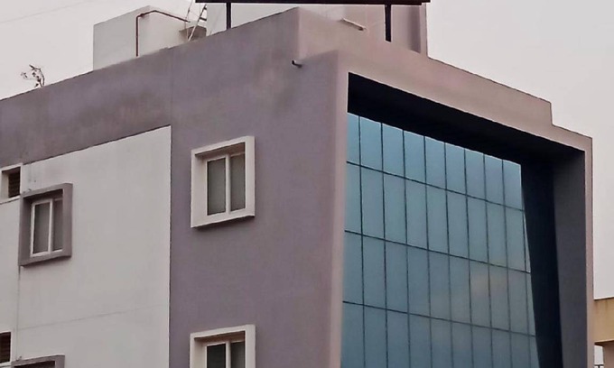 Erode Hotel | 450 m² Hotel ∙ 5 guests