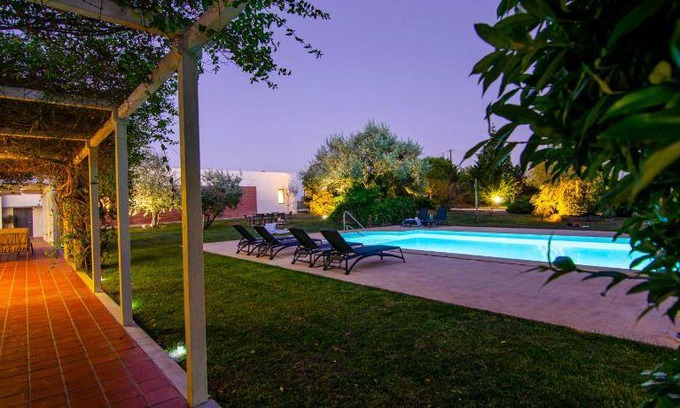 Carvalhal House | 450 m² House ∙ 3 bedrooms ∙ 11 guests