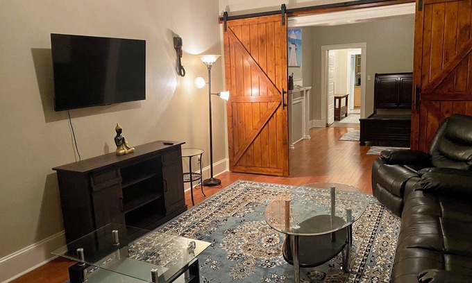 Mid-City District House | 4524 Cleveland Ave