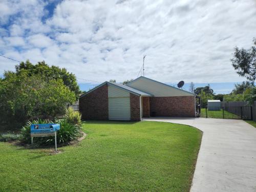 Bargara House | 46 Holland Street Bargara
