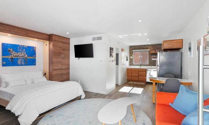 Roosevelt Apartment | 46 m² Apartment ∙ 1 bedroom ∙ 2 guests