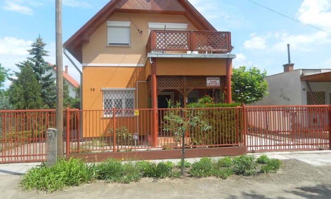 Cserkeszolo Apartment | 46 m² Apartment ∙ 2 bedrooms ∙ 4 guests