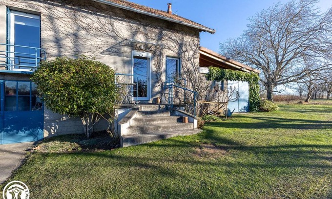 Genouillac House | 46 m² Gîte ∙ 2 bedrooms ∙ 3 guests