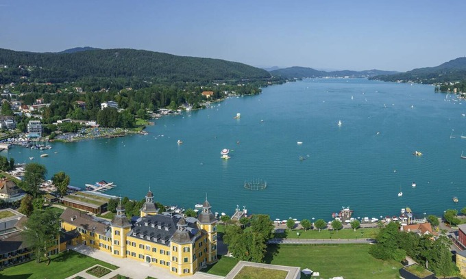 Velden am Worther See Apartment | 47 m² Apartment ∙ 1 bedroom ∙ 4 guests