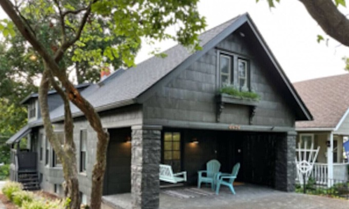 Rosedale House | 48) Entire Home for families in Kanas City!