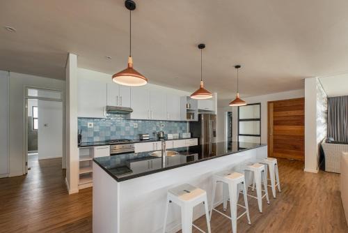 Vineta House | 48 On Possession Island