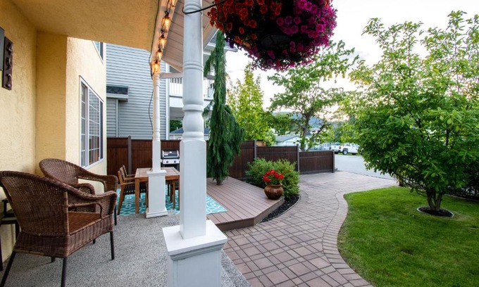 Okanagan-Similkameen House | 492 By The Beach Townhouse