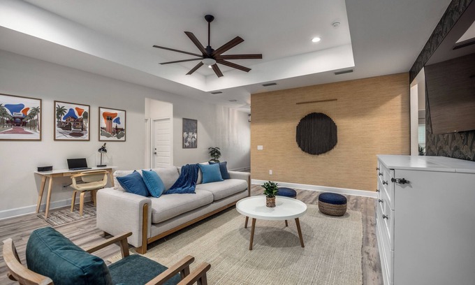 Gainesville House | 4BD Near Parks & Uni - Games w/Arcade & Pingpong