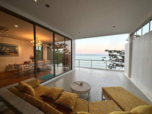 Ko Sire Villa | 4bedroom Villa Siray Beach Front