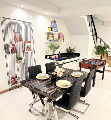 Phra Khanong Nuea House | 4Beds 4Baths New Renovated Entire House BTS Ekkamai