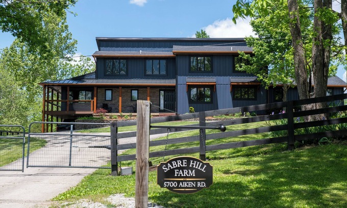 Simpsonville Other | 4Br Home on Sabre Hill Horse Farm 25 acres ~ Bourbon Trail