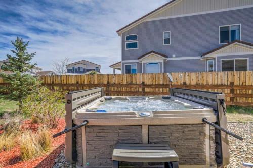 Peyton House | 4BR Hot Tub Pool Table, Ping Pong, Foosball!