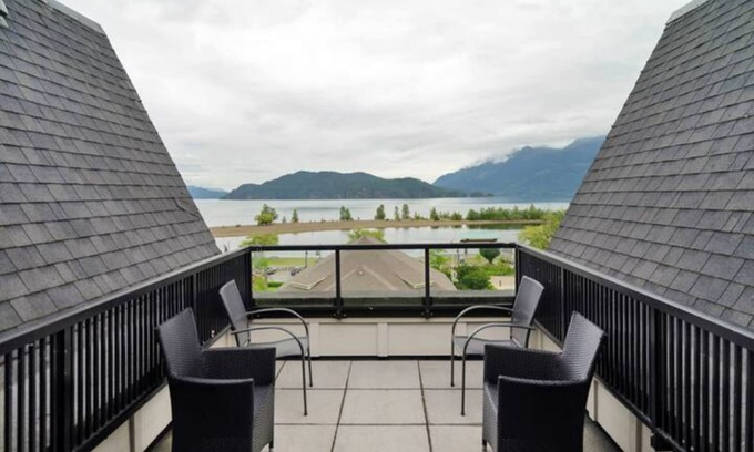 Hope Apartment | 4BR Penthouse Rooftop of Harrison