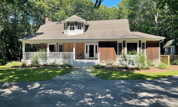 Sag Harbor House | 4BR Sag House, Heated Pool with automatic cover, Perfect for families