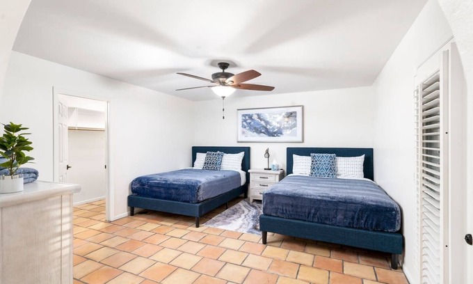 Raskin Estates House | 4BR Scottsdale Sanctuary! Heated Pool, Ping Pong, Fire Pit, & Gardens