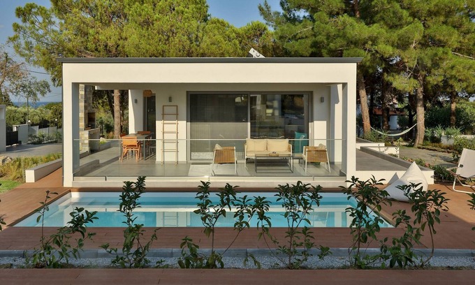 Litochoro Villa | 4rosesvillas - Green Rose Villa
