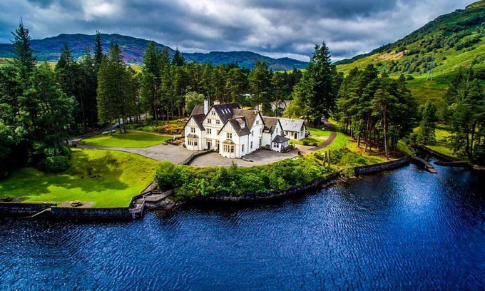Stronachlachar Cottage | 5 bedroom accommodation in Stronachlachar