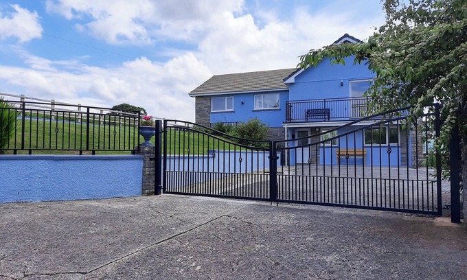 Llansadwrn Cottage | 5 bedroom accommodation in Llansadwrn