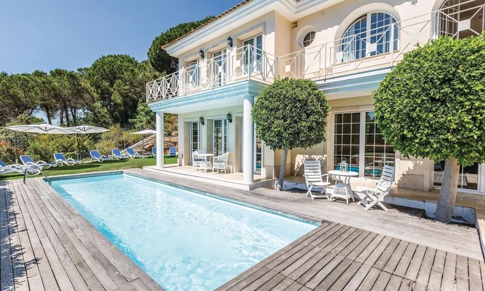 Cabrils House | 5 bedroom amazing home in Cabrils