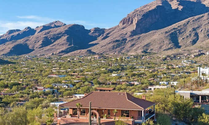 Coronado Foothills Estates House | 5 Bedroom HILLTOP Modern Breathtaking 360 degree VIEWS Heated Pool Spa Sleeps 16