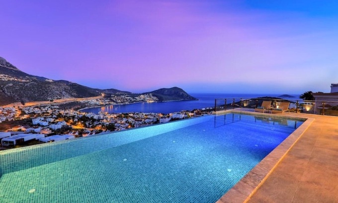 Kepez Villa | 5 Bedroom Luxury Kalkan Villa with Heated Infinity Pool & Fantastic Sea Views