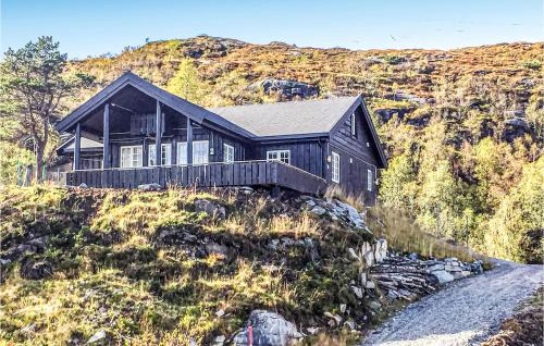 Brekke House | 5 Bedroom Nice Home In Matredal