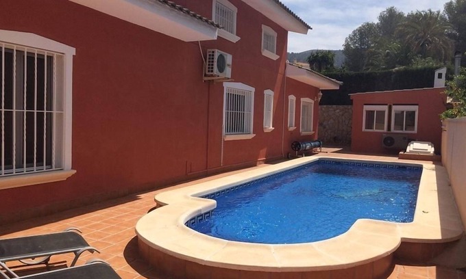 Rincon de Loix Villa | 5-Bedroom Villa in Rincon de Loix, Benidorm | Games Room