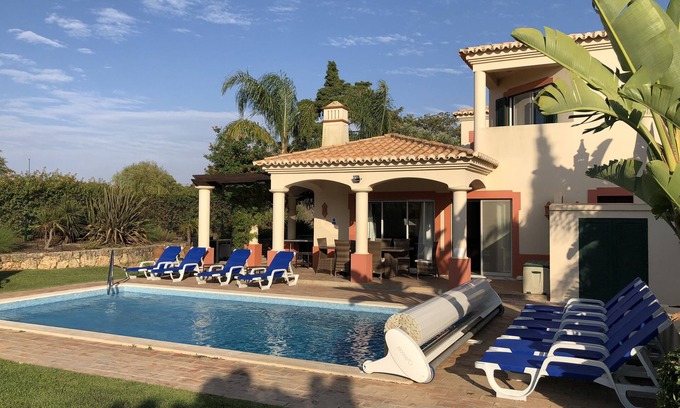 Estombar Villa | 5 Bedroom Villa with heated pool - Gramacho Golf Course, Algarve