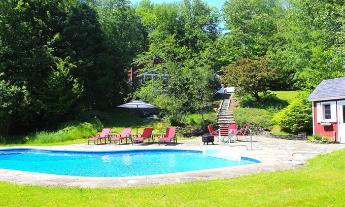 Killington House | 5 BR 3.5 Bath Killington Home with Hot Tub, Huge Dining Table, K1 Parking pass