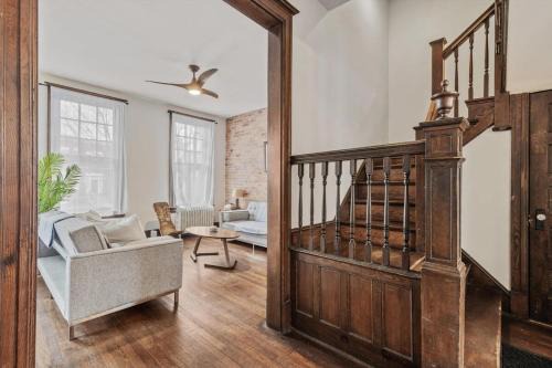Park View House | 5-BR Historic Home Nestled Btw Petworth & CoHi
