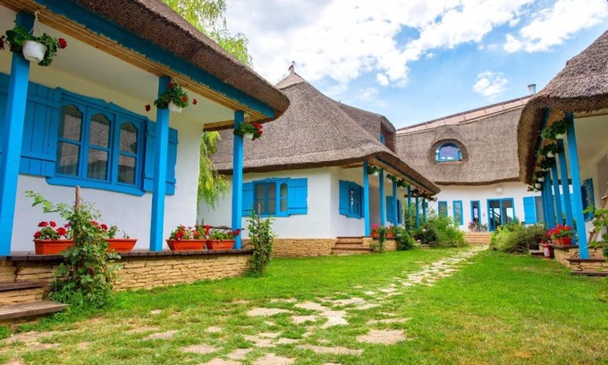 Murighiol House | 5 Chirpici - Small Traditional Resort