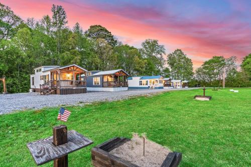 Guntersville Apartment | 5 Cozy Casita Lux Tiny House, Firepit, 5 Mins To Downtown Guntersville