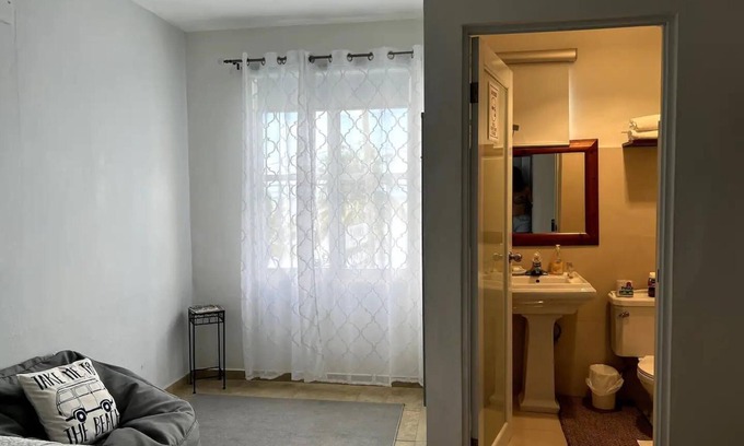 Guaniquilla Hotel | #5 La Ocho, 2nd Floor Room with Ocean Views.