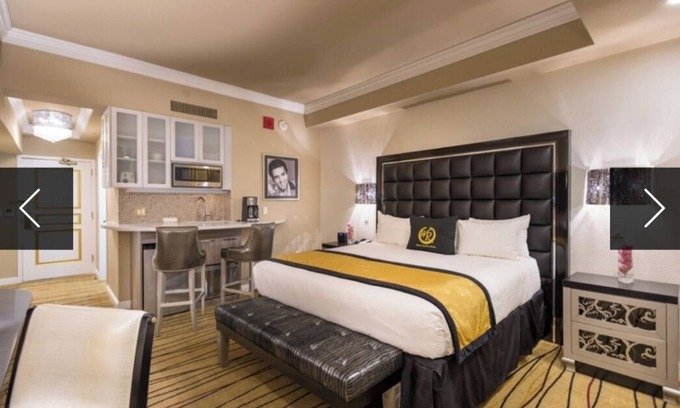 Winchester Apartment | 5⭐️Las Vegas Strip Beautiful Studio Full Bathroom Villa sleep 2 King Bed