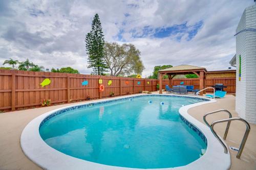 Bowe Gardens Apartment | 5 Mi to Beaches Melbourne Duplex with Pool!