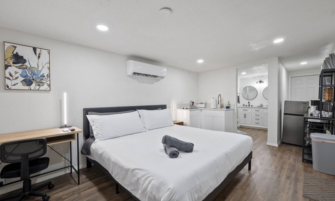 Estrella House | 5 Miles From Downtown Phoenix