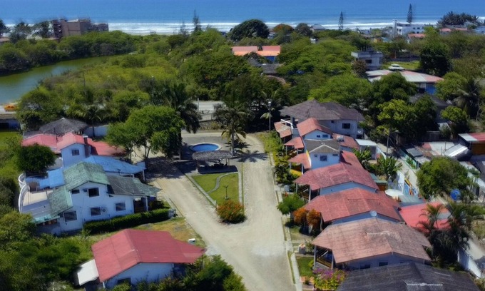 Olon House | 5 min walking to Olon beach and town, gated home complex for 6 guest, pool & BBQ