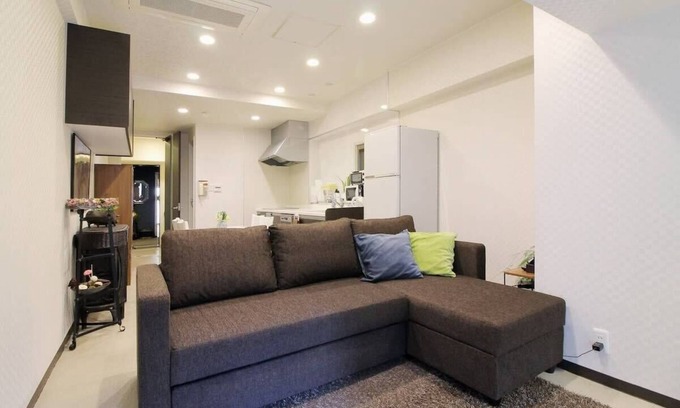Hiroshima City Centre Apartment | 5 mins walk to the PeacePark & 2BR 10 ppl # 101