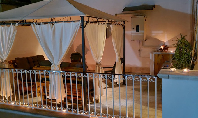 Santa Lucia Apartment | 5 minutes from the historic center of Ortigia Apartment with 2 terraces.