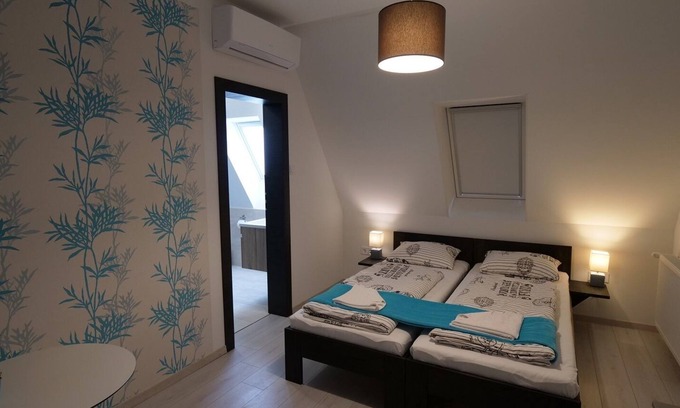 Balatonfured House | 5 minutes to the beach! Modern, cosy and trendy rooms with en-suit bathroom!