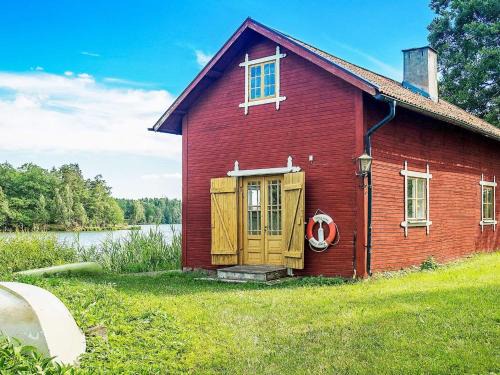 Flen Municipality House | 5 person holiday home in FLEN-By Traum