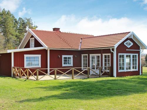 Mariestad House | 5 person holiday home in MARIESTAD-By Traum