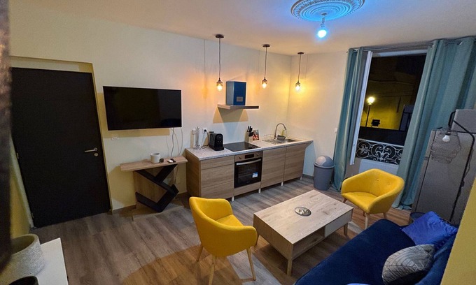 Tarbes Hotel | 5 Pl. Marcadieu