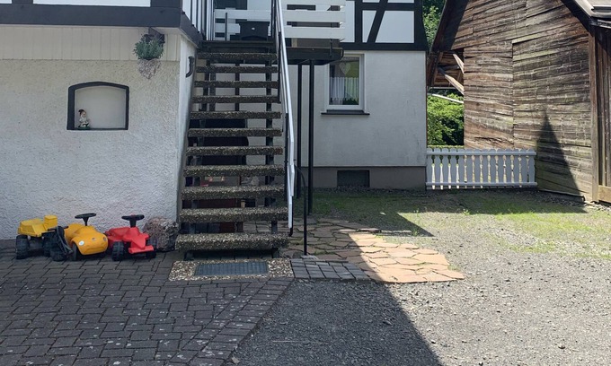 Latrop Apartment | 5 room apartment on the Rothaarsteig - families and animals are welcome!