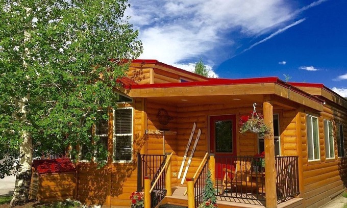 Breckenridge Ski Chalet | “5 Star” Breckenridge Chalet 5 min to gondola.