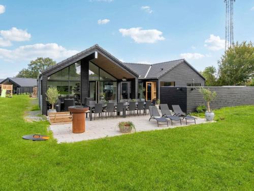 Dronningmolle House | 5 star holiday home in Dronningmølle
